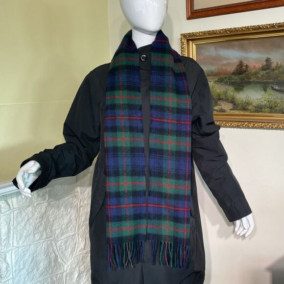 Lochcarron 100% Lambswool Made In Scotland Tartan Scarf - Unisex - Picture 4 of 8